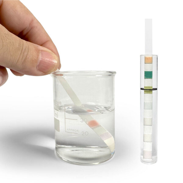 A tira de teste B4F 7 em 1 mede o pH, GH, KH, NO2, NO3, cloro e alcalinidade.